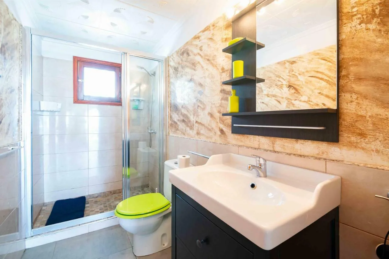 Apartamentos Panelo Puerto del Carmen  Apartment Puerto del Carmen (Lanzarote)